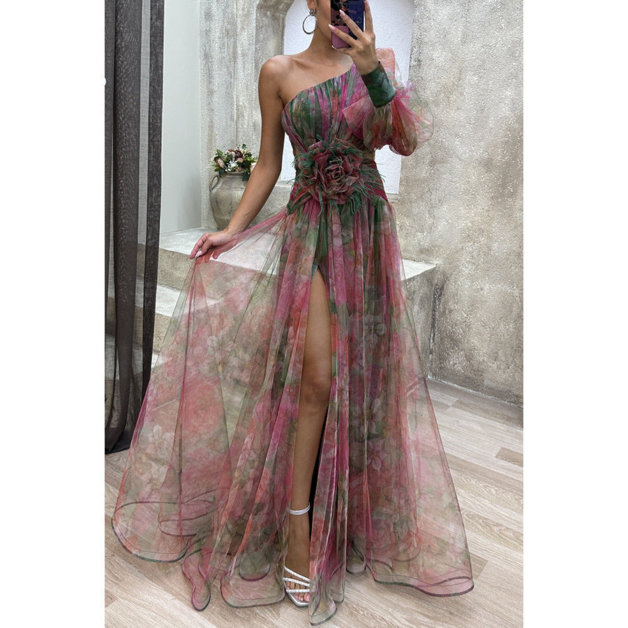Robe longue asymétrique à fente
